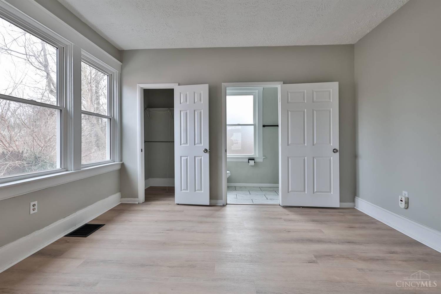 5807 Prentice Street Property Photo 20