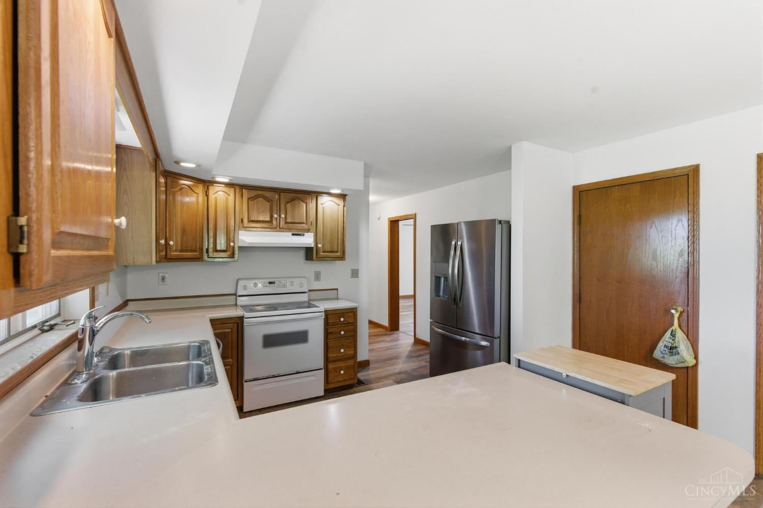 471 Ogden Property Photo 19