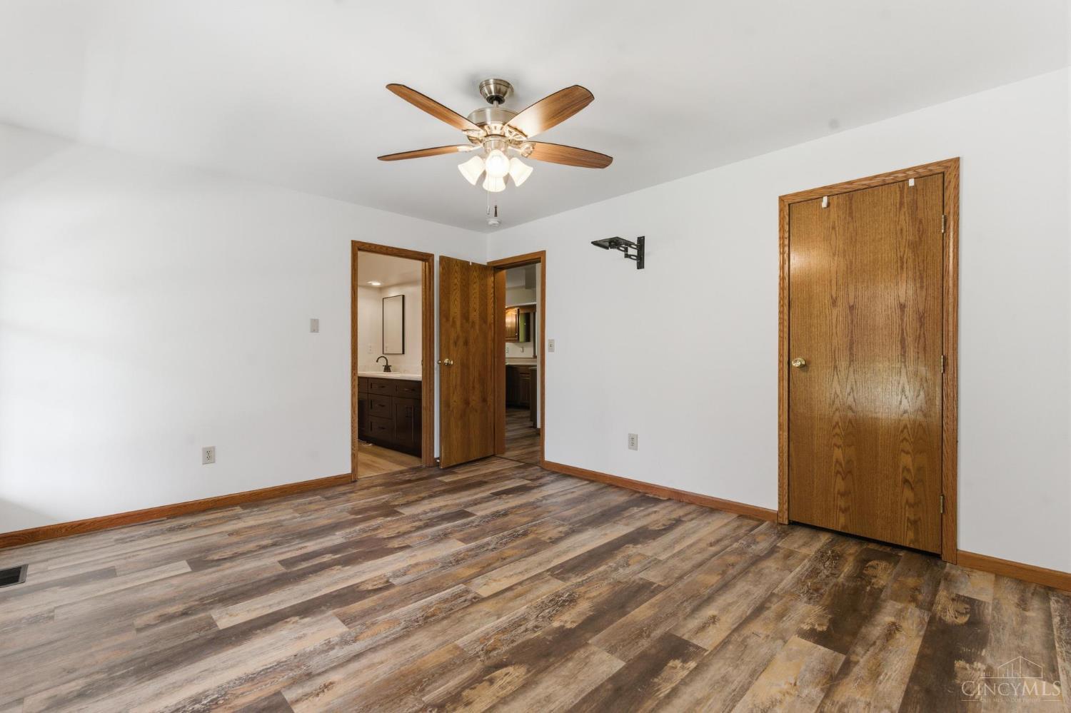 471 Ogden Property Photo 23