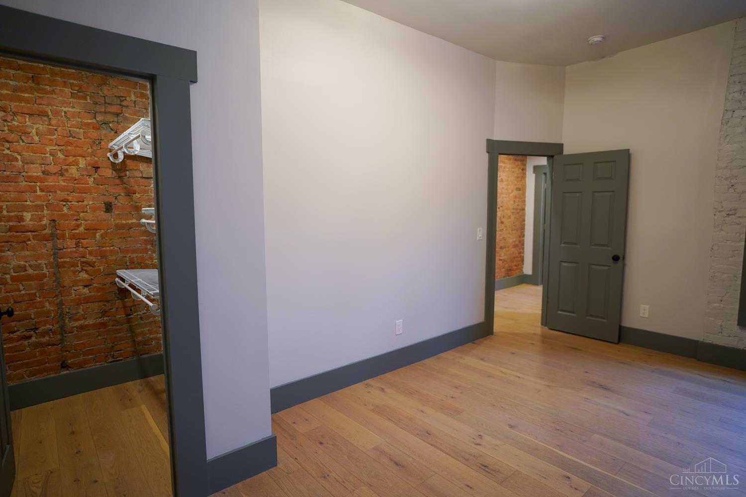 472 Dayton Street Property Photo 23