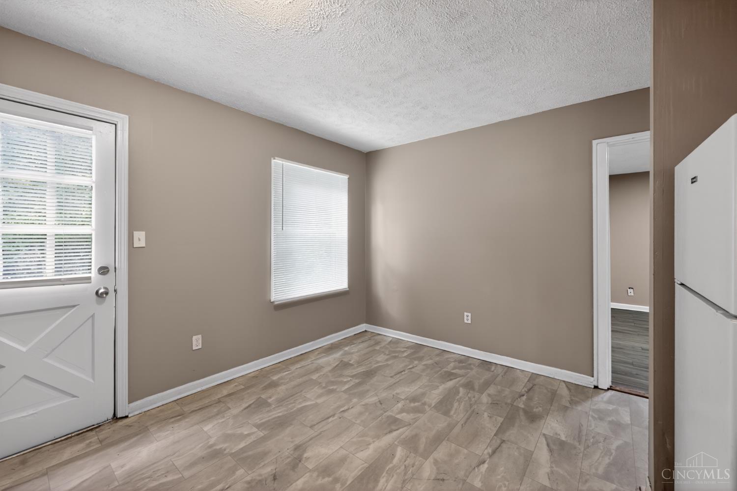 3206 Niagara Property Photo 18