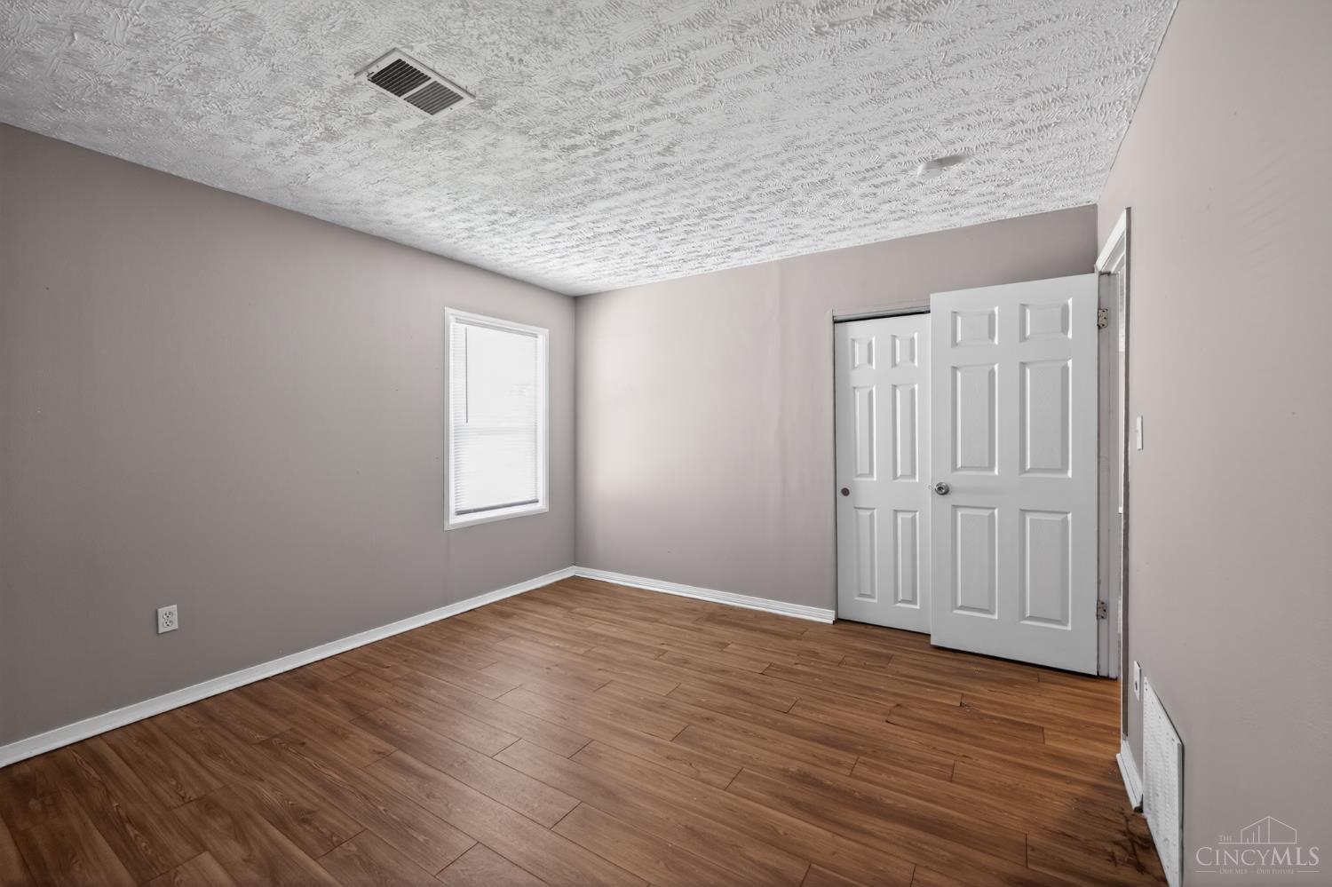 3206 Niagara Property Photo 20