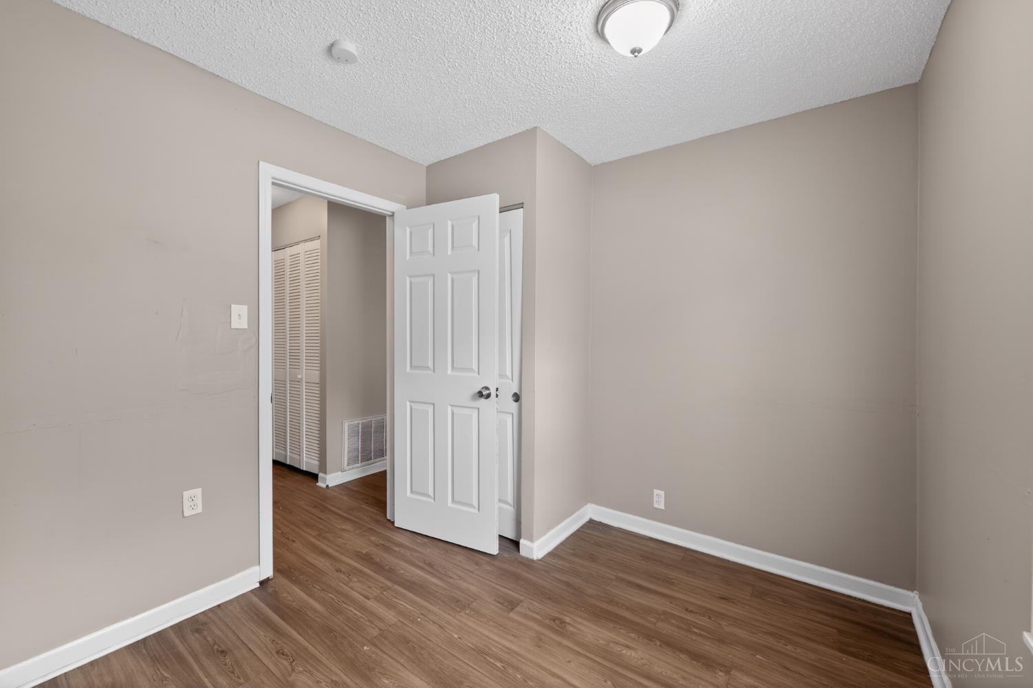 3206 Niagara Property Photo 21