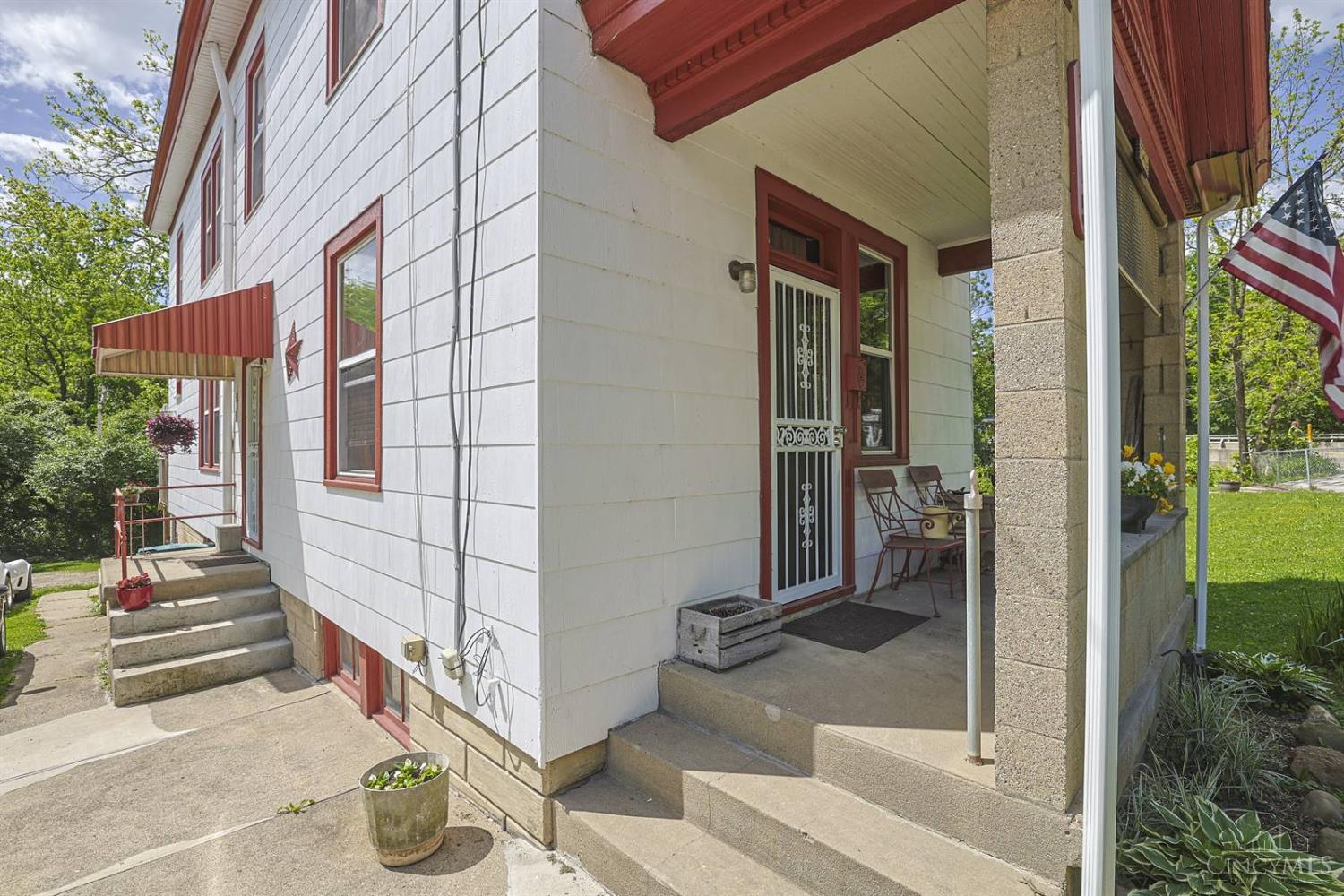 W 1915 Fork Road Property Photo 4