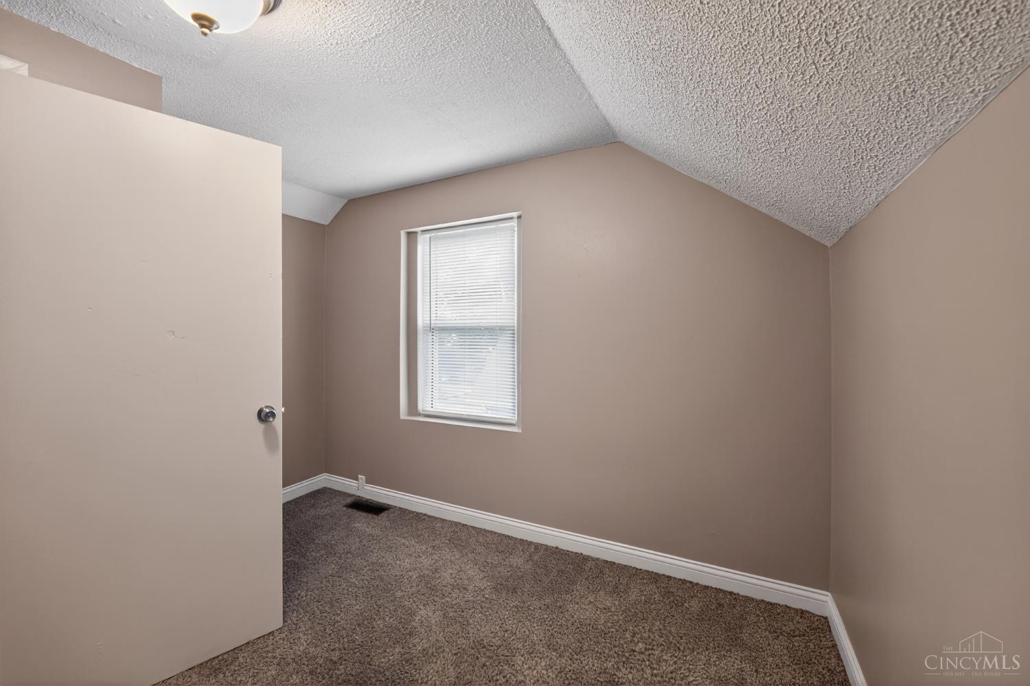 6586 Parrish Avenue Property Photo 20