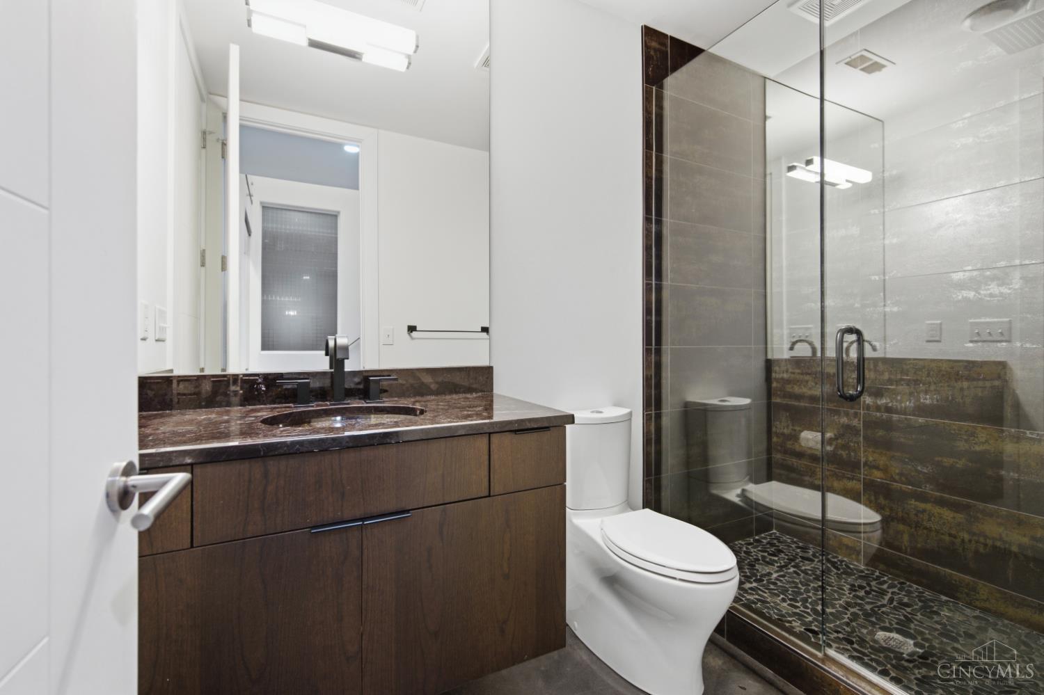 404 Baum Street Property Photo 23