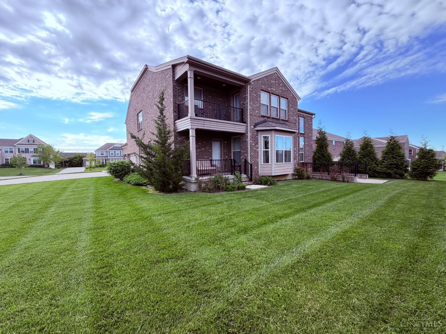 6537 Martindill Way Property Photo 10