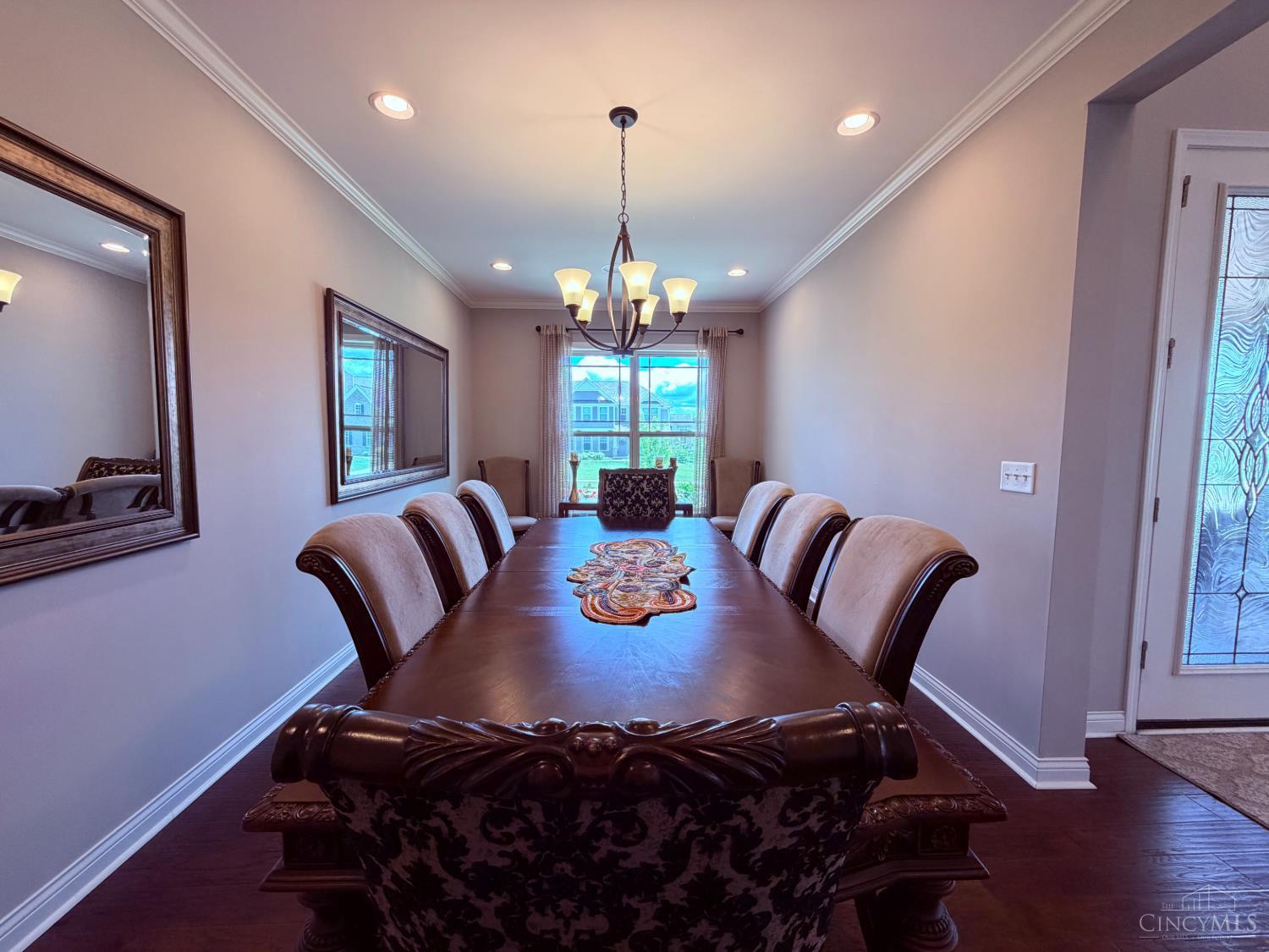 6537 Martindill Way Property Photo 14