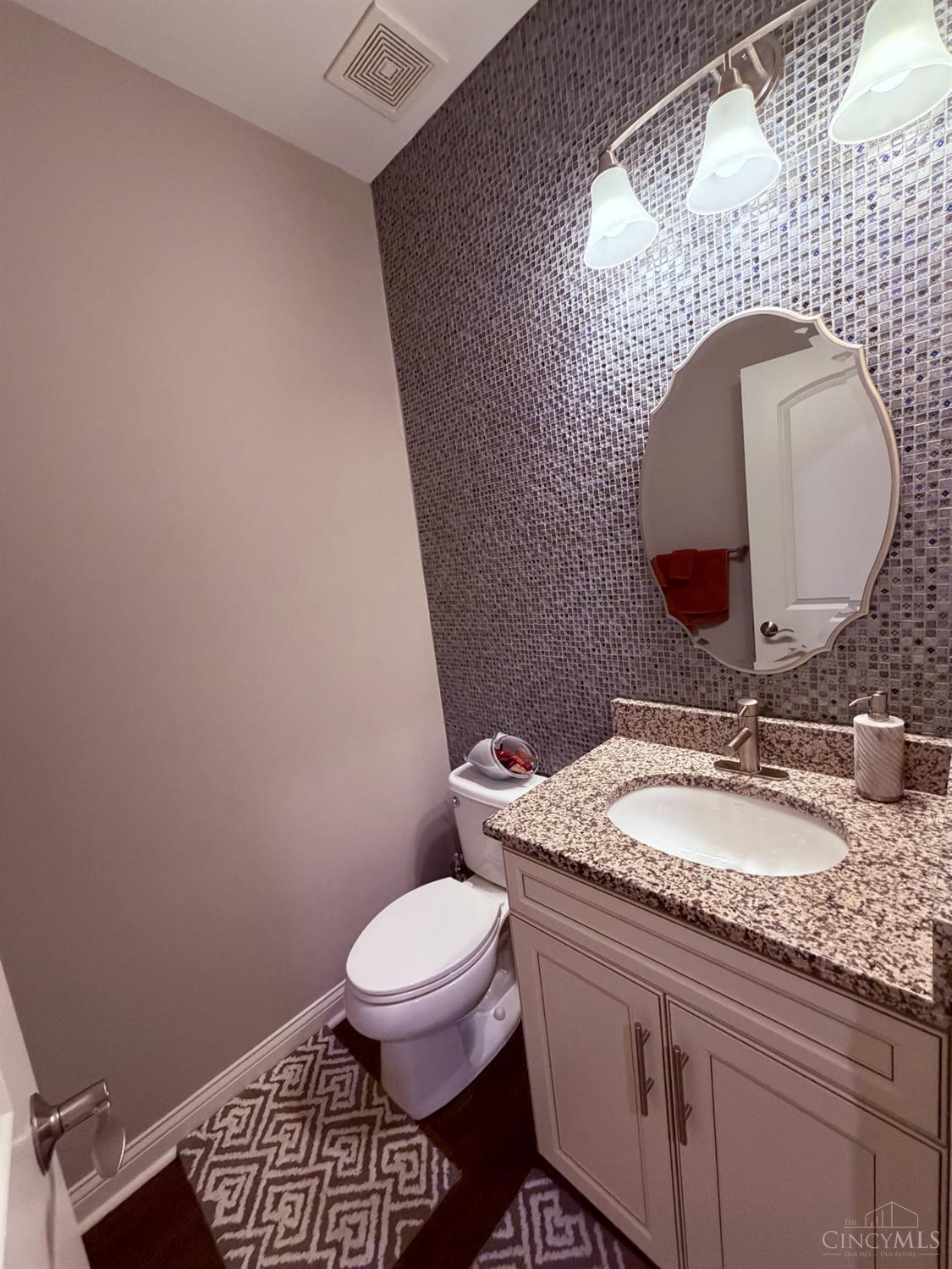 6537 Martindill Way Property Photo 31