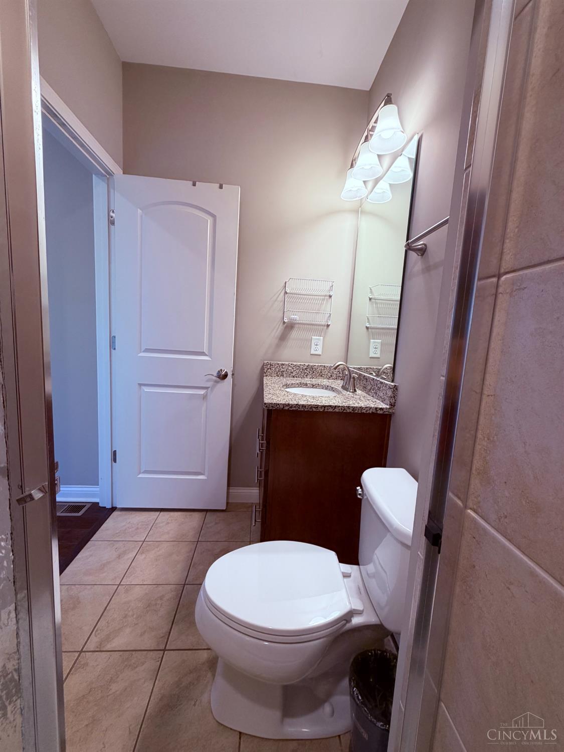 6537 Martindill Way Property Photo 34