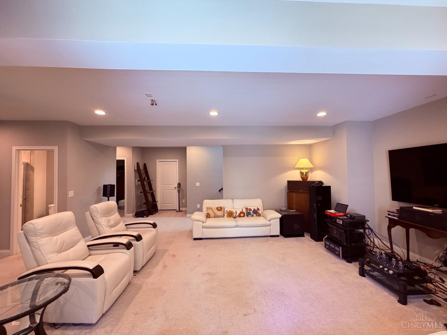 6537 Martindill Way Property Photo 68