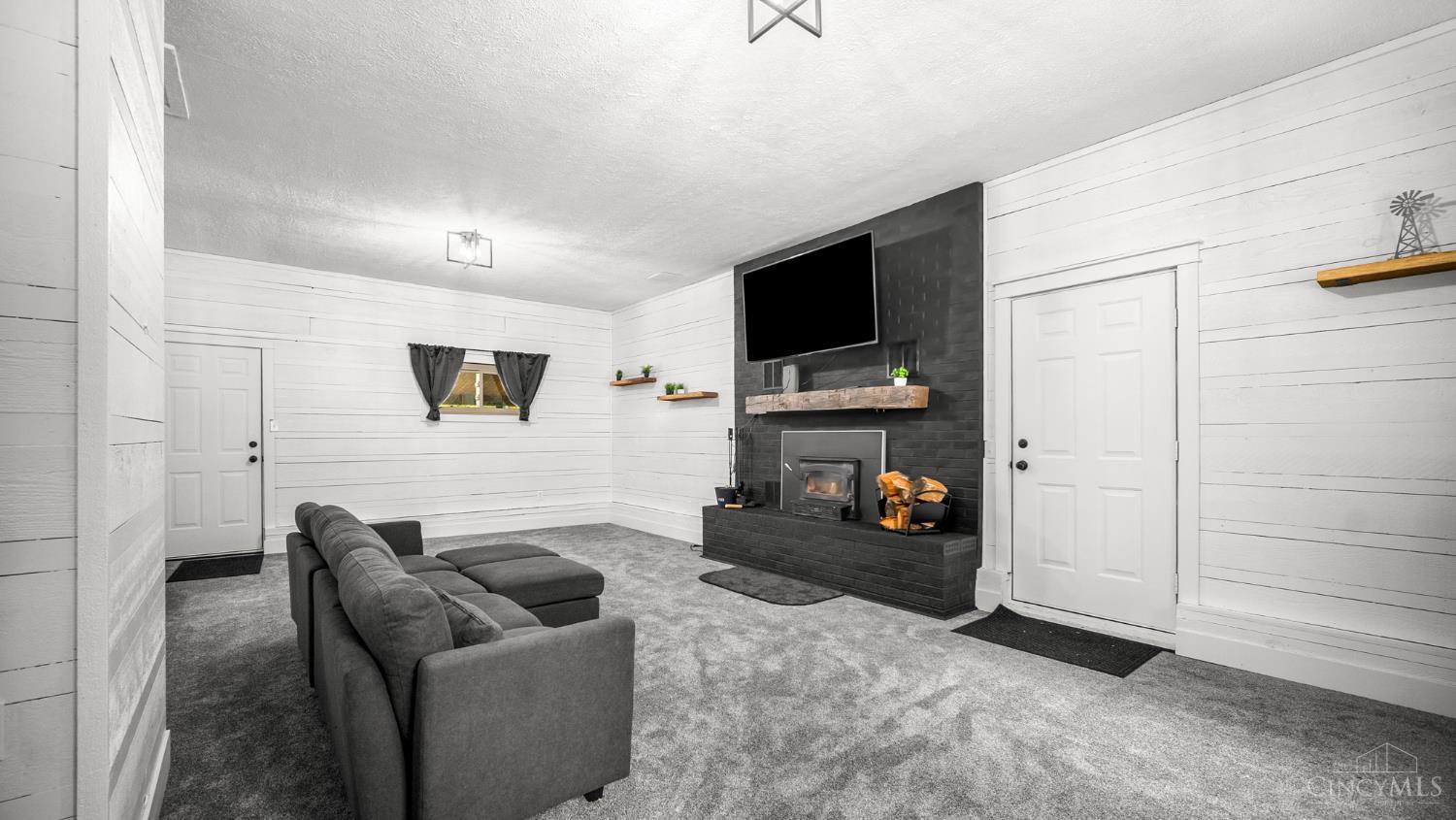 1405 White Oak Road Property Photo 17