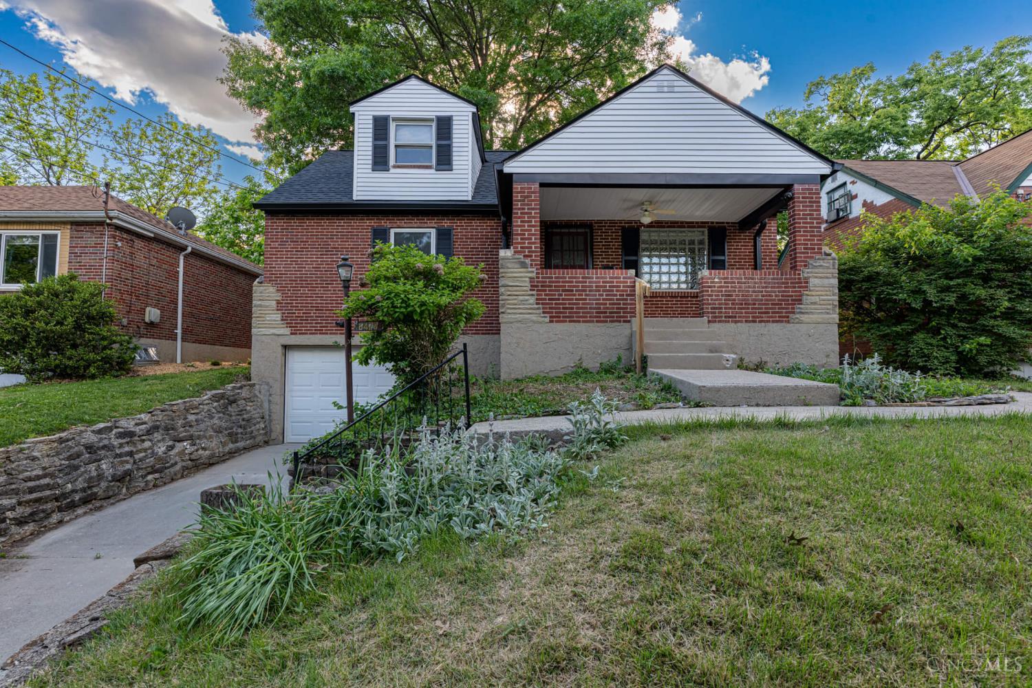 6429 Aspen Way Property Photo 1