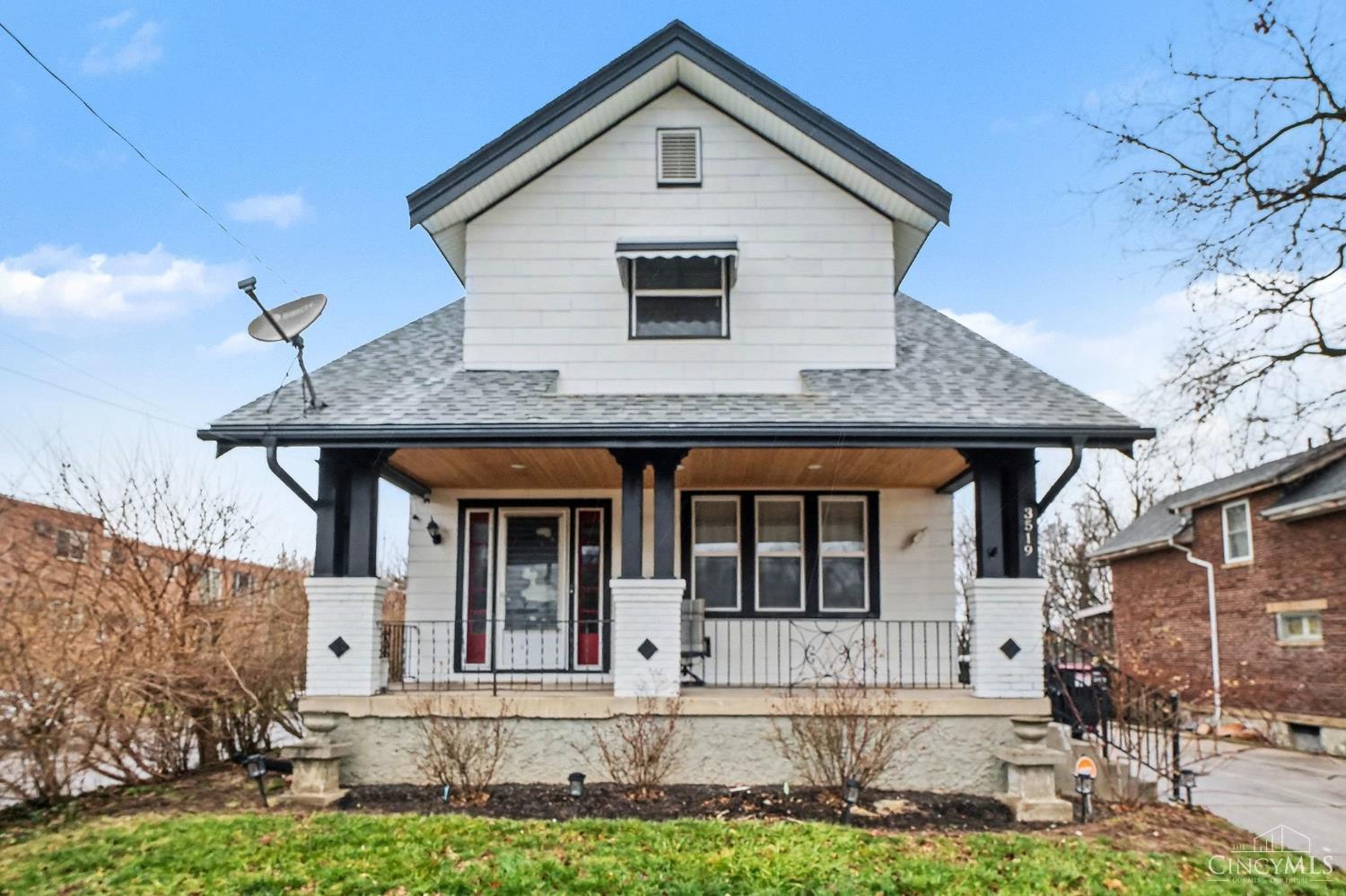 3519 Mchenry Property Photo 1