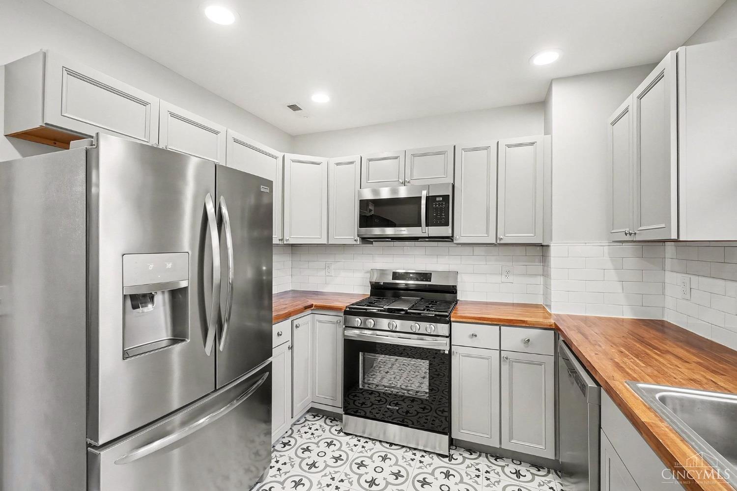 3519 Mchenry Property Photo 8