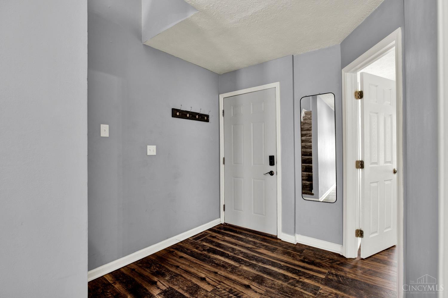 10555 Montgomery Road Property Photo 7