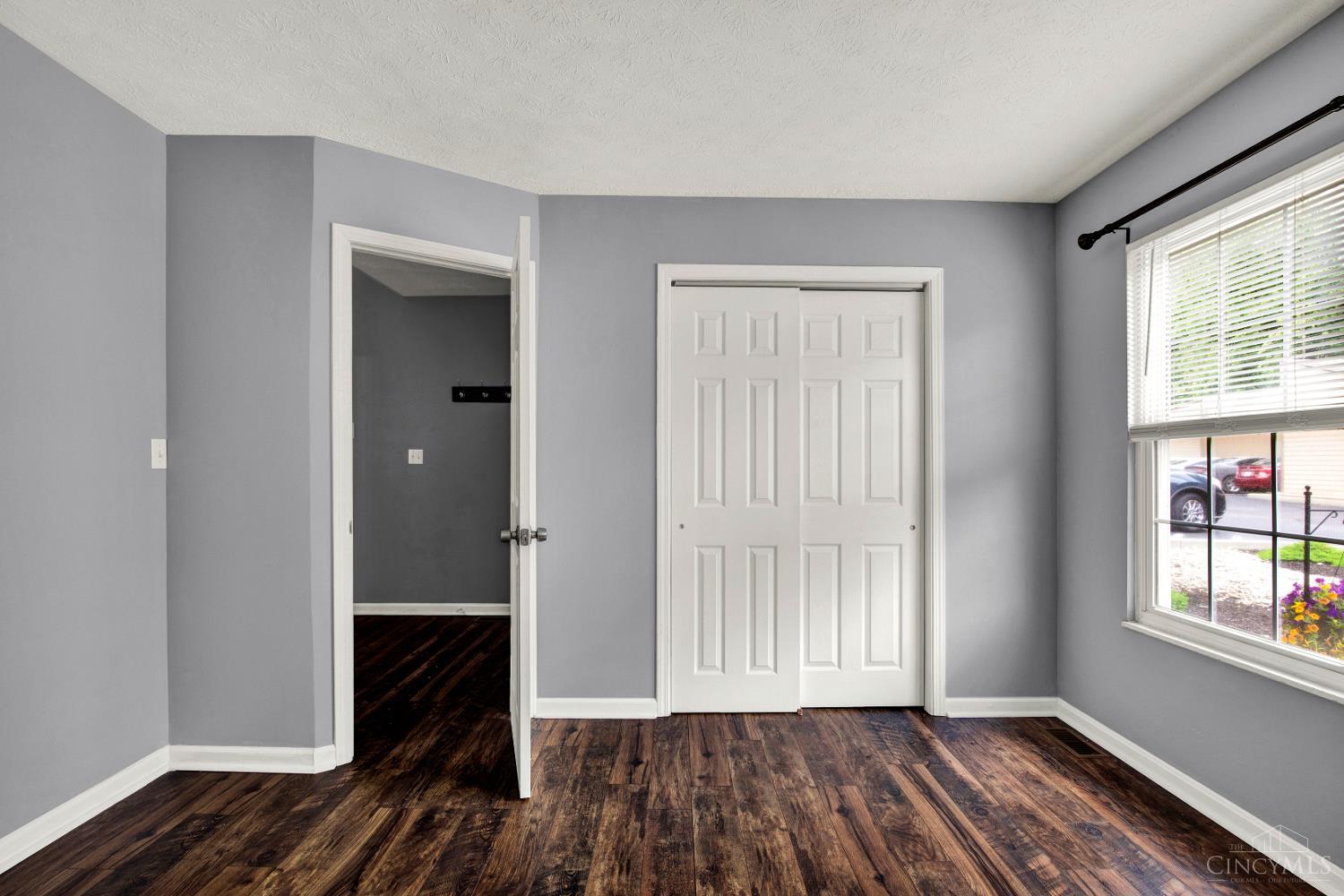 10555 Montgomery Road Property Photo 13