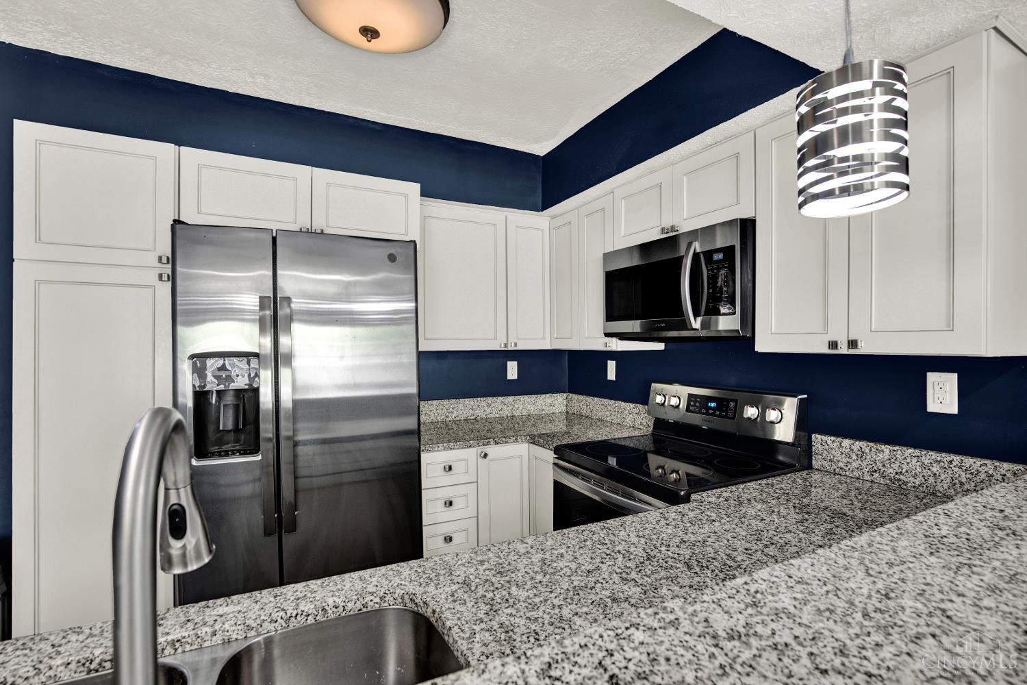 10555 Montgomery Road Property Photo 19