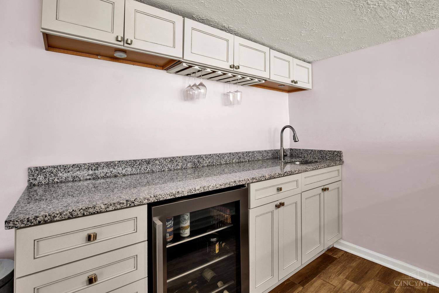 10555 Montgomery Road Property Photo 29