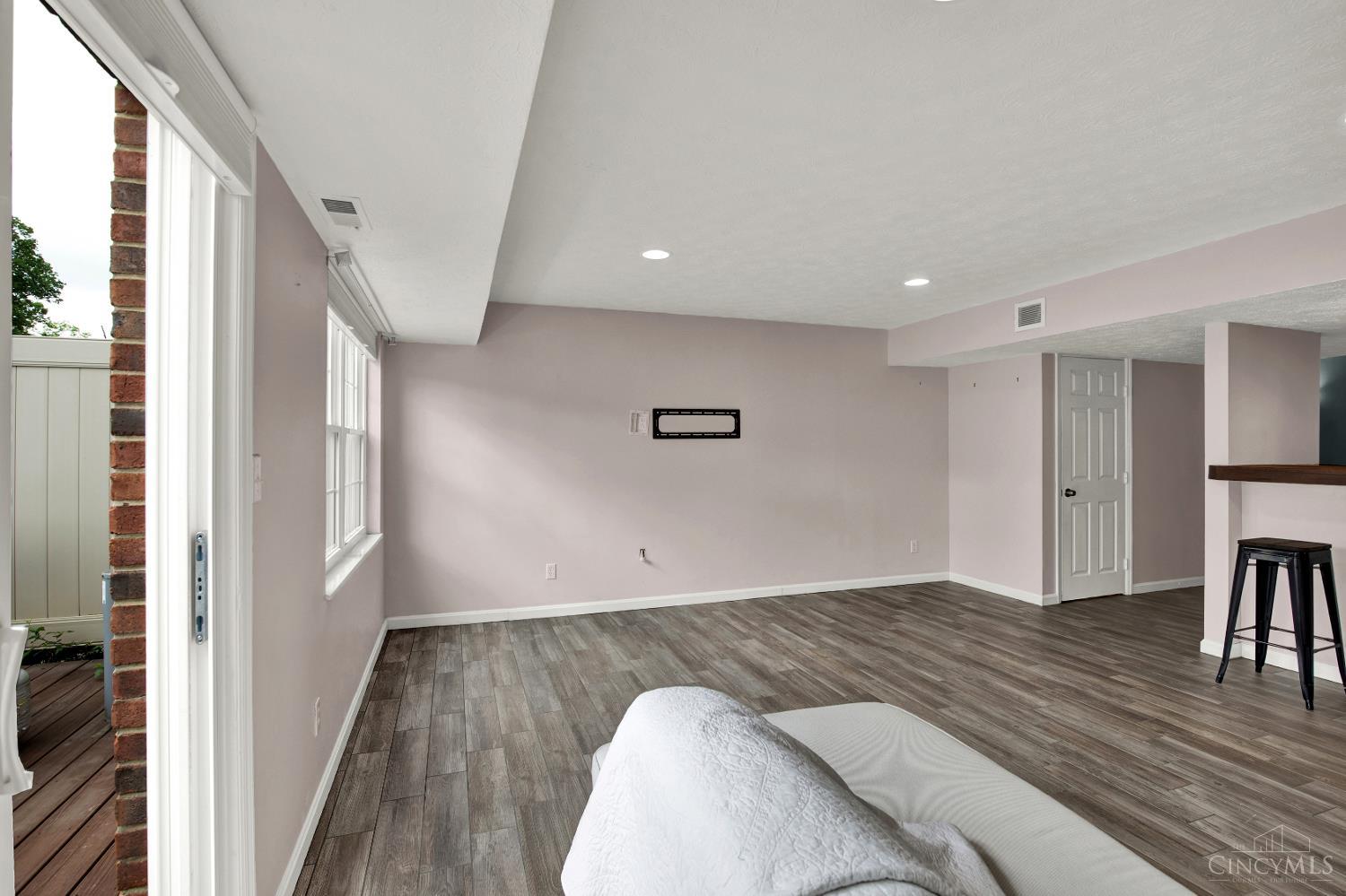 10555 Montgomery Road Property Photo 35