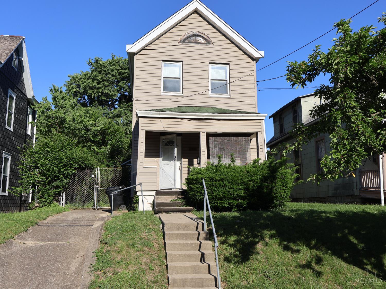 3549 Idlewild Avenue Property Photo 1