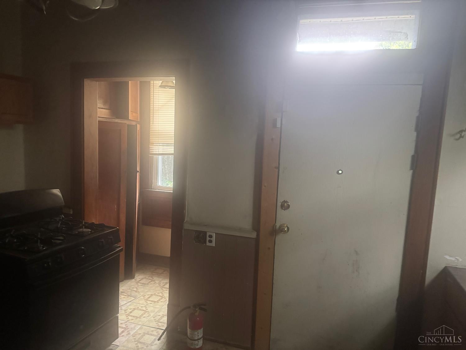 3549 Idlewild Avenue Property Photo 8