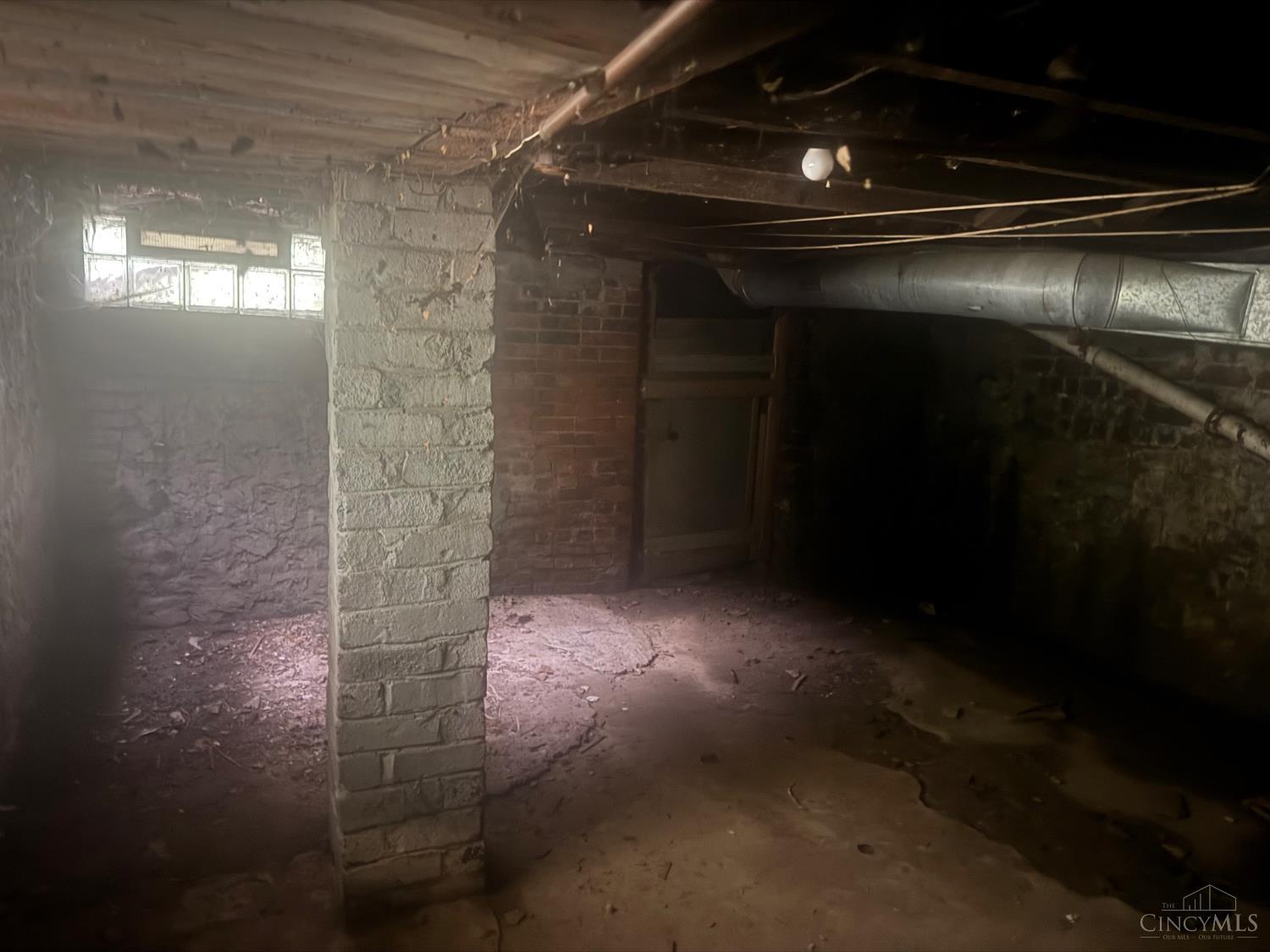 3549 Idlewild Avenue Property Photo 11
