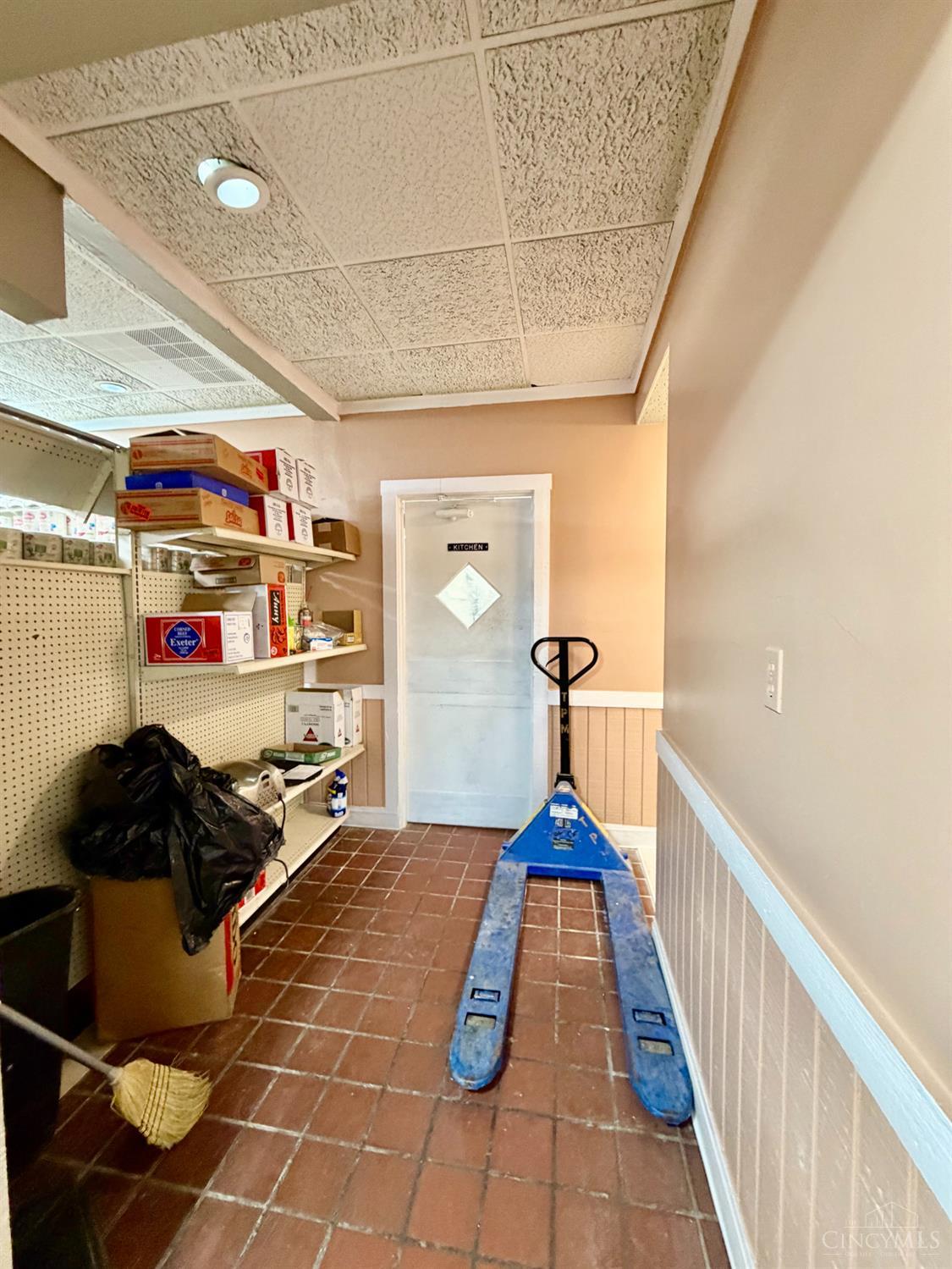 1195 Hicks Blvd. Property Photo 23