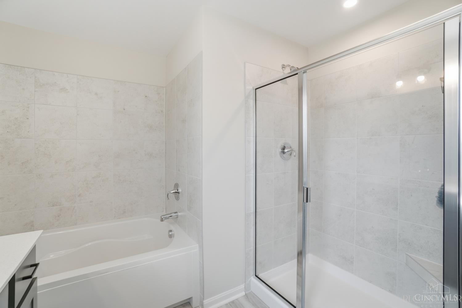 392 David Lee Ct. Property Photo 38