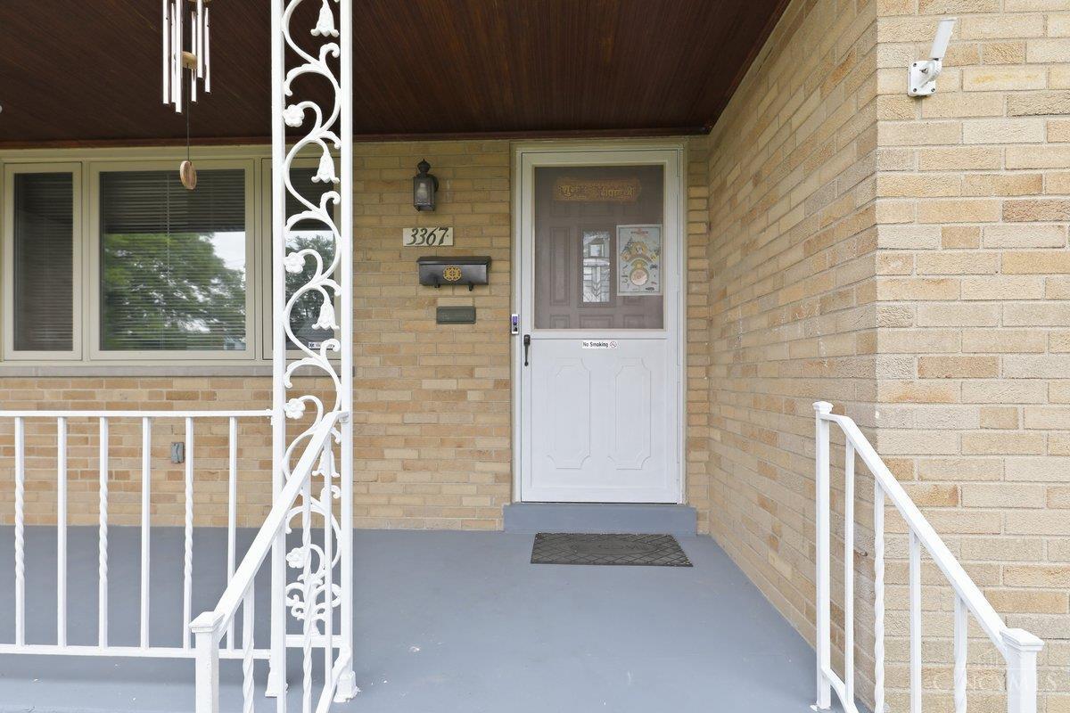 3367 Nandale Drive Property Photo 5