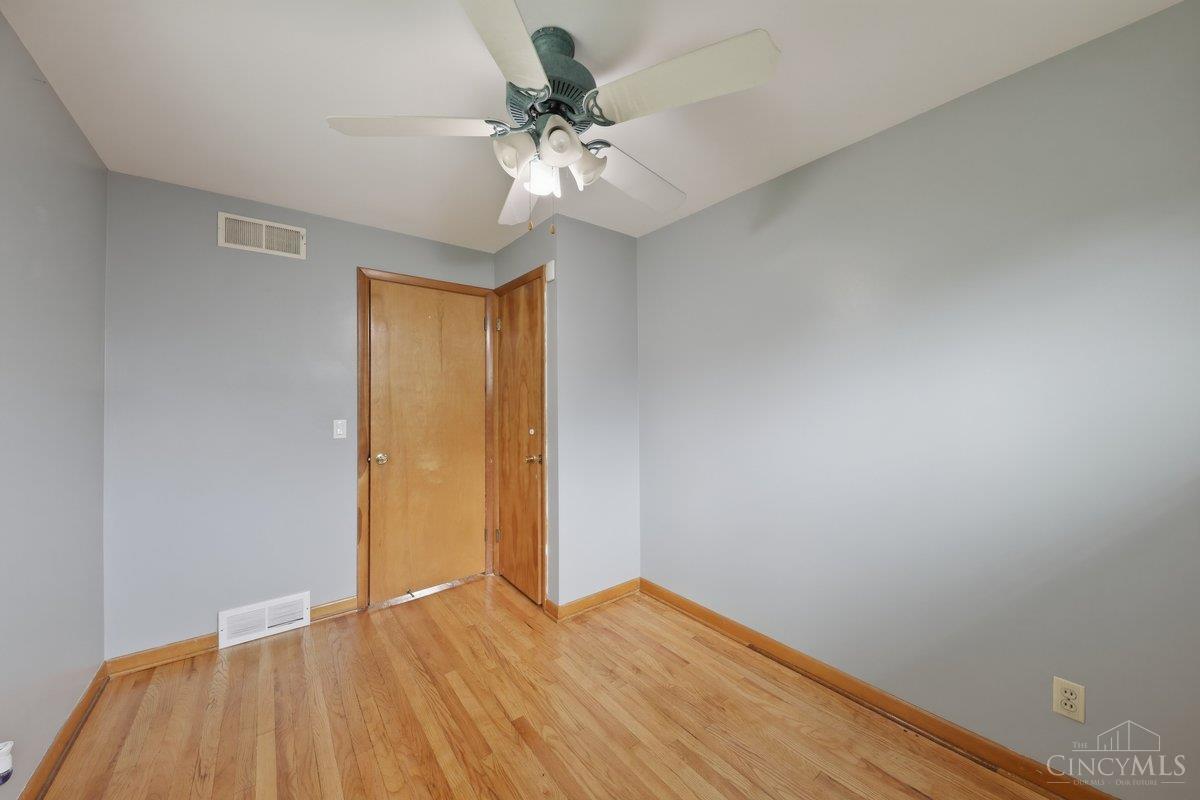 3367 Nandale Drive Property Photo 14