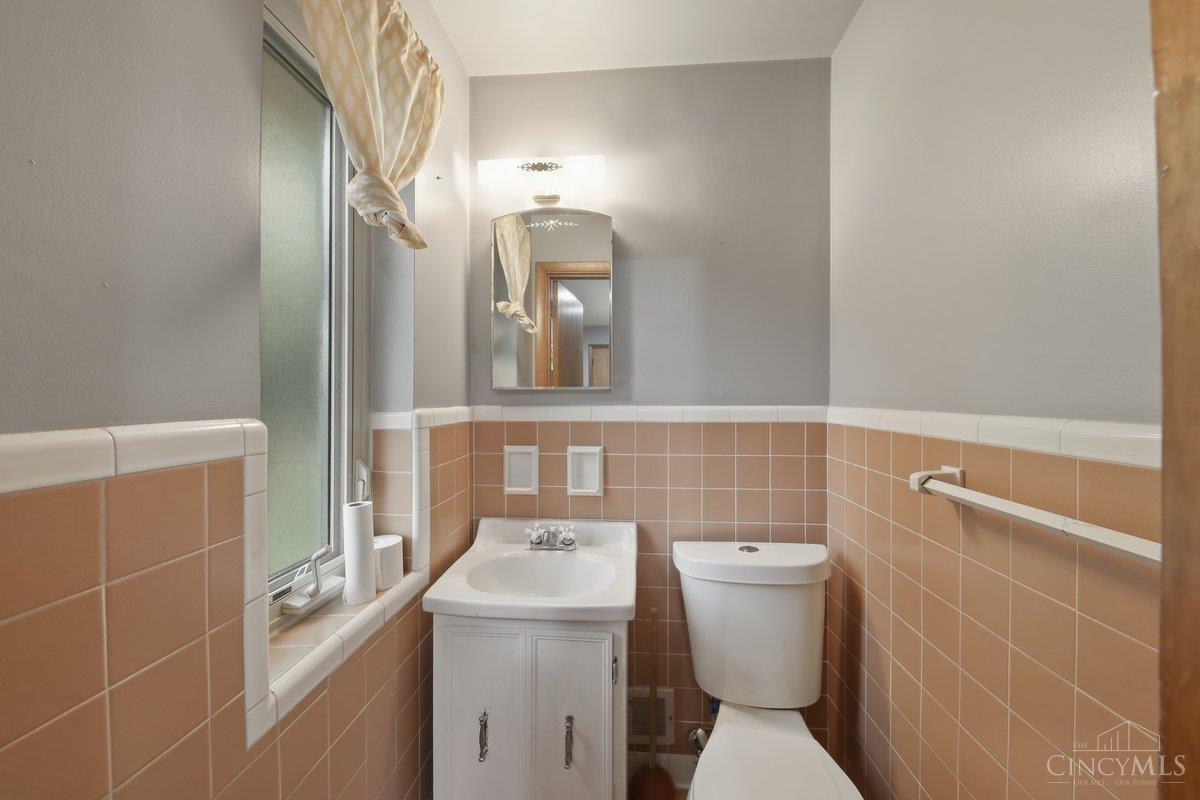 3367 Nandale Drive Property Photo 29