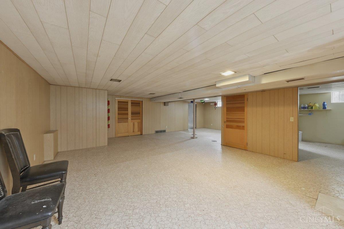 3367 Nandale Drive Property Photo 41