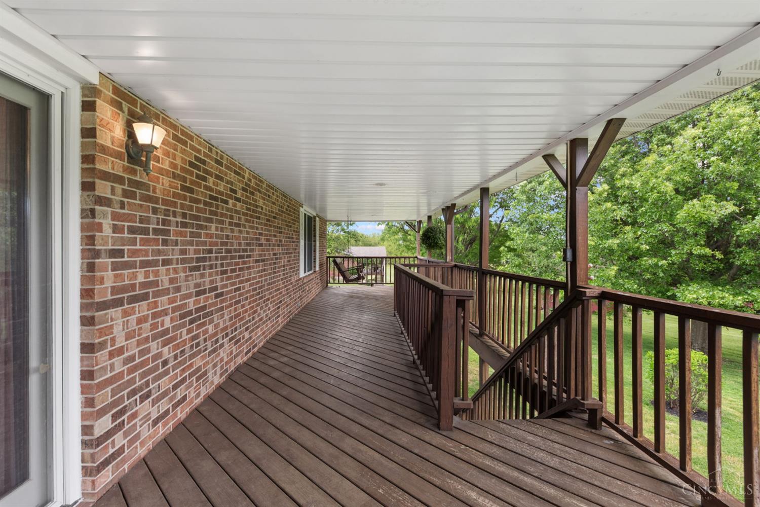 74 Biddle Lane Property Photo 8