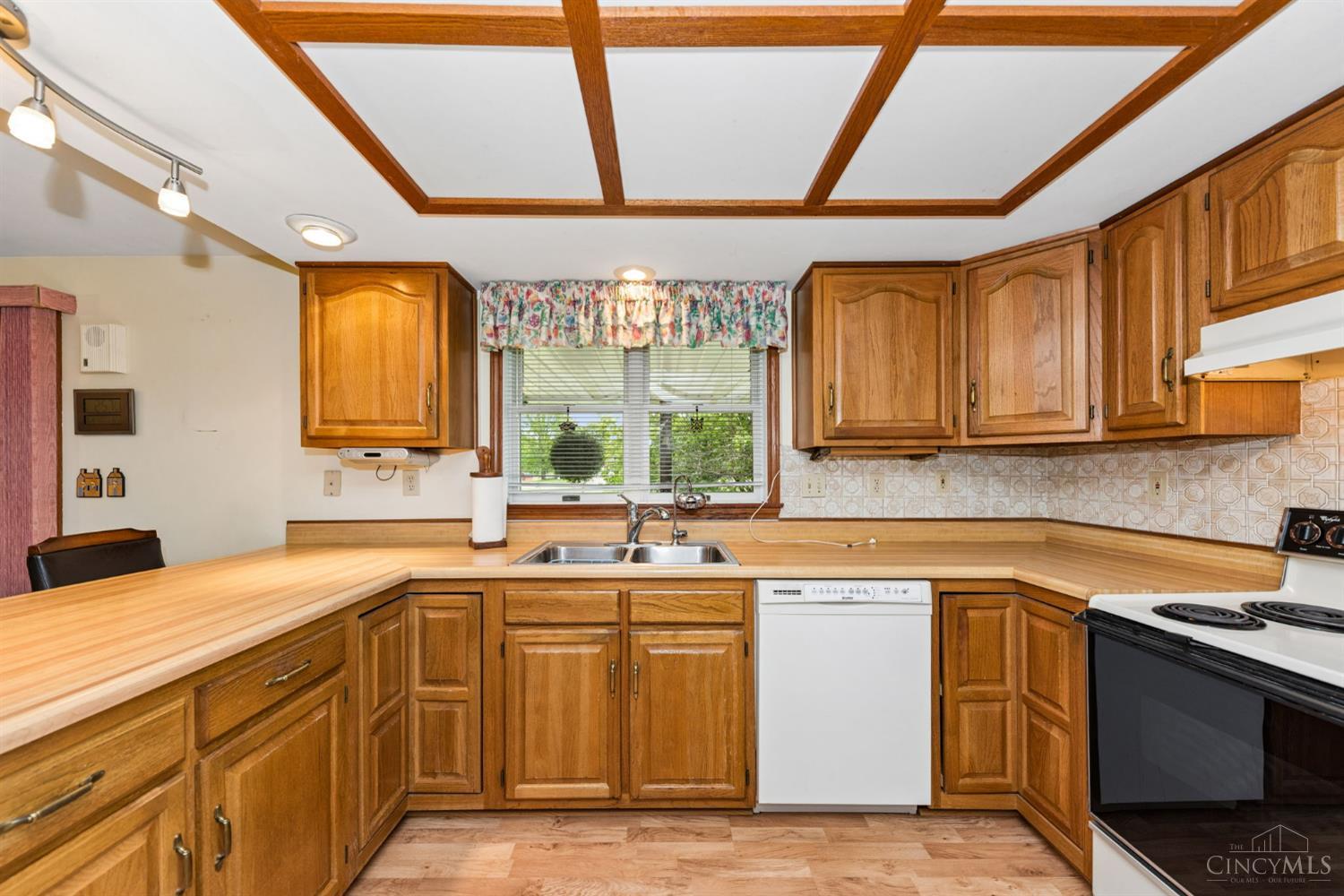 74 Biddle Lane Property Photo 20