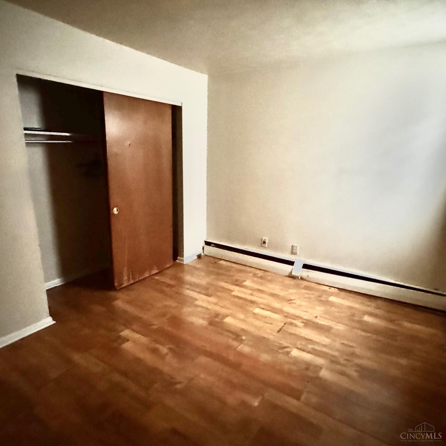 4904 Chalet Drive Property Photo 5