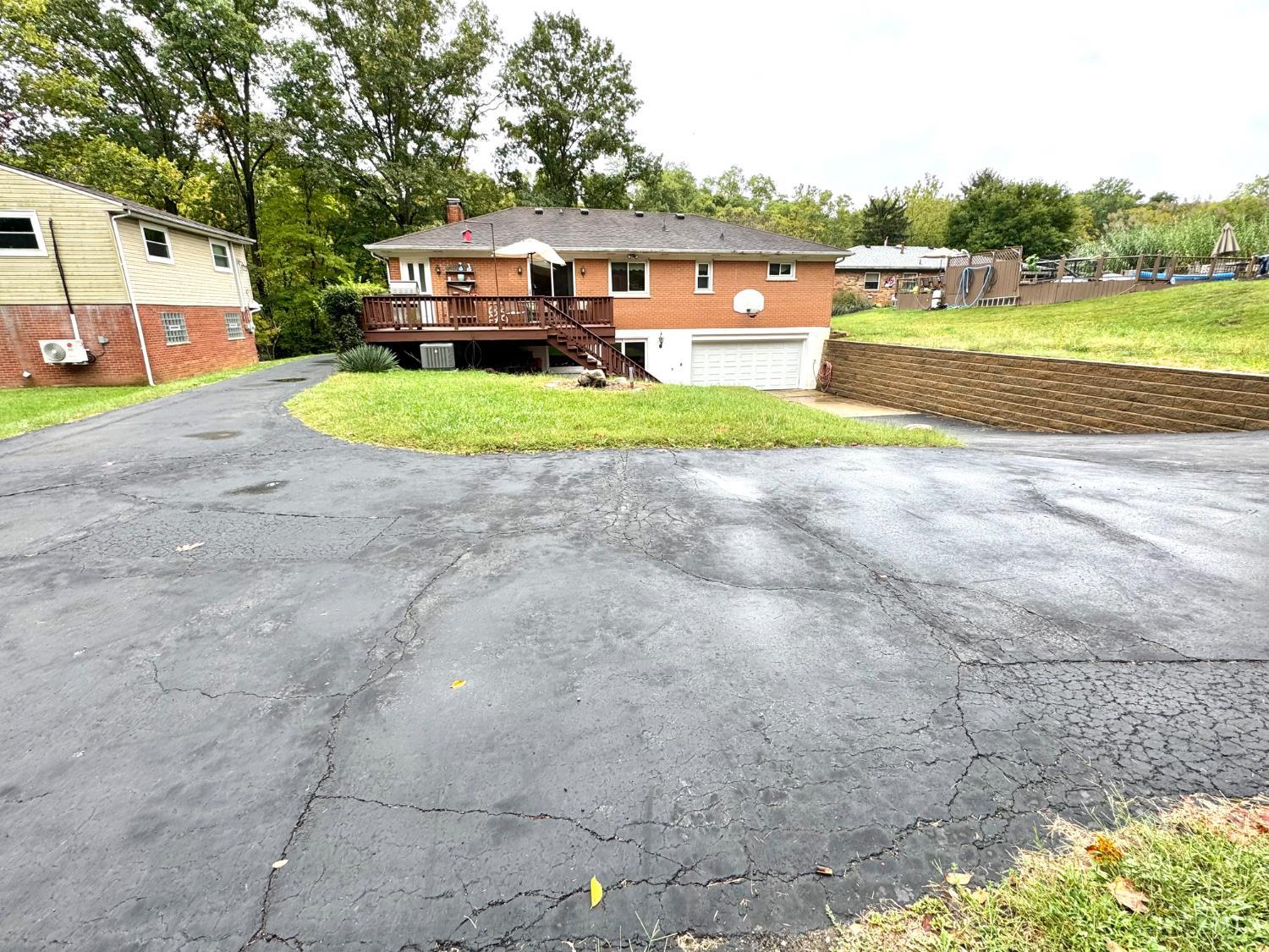 2451 Hunt Road Property Photo 8
