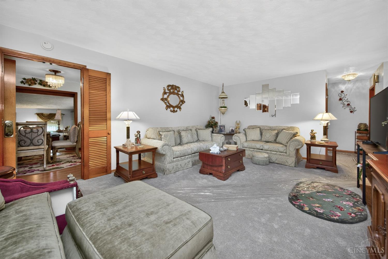 4540 Cavalier Court Property Photo 6