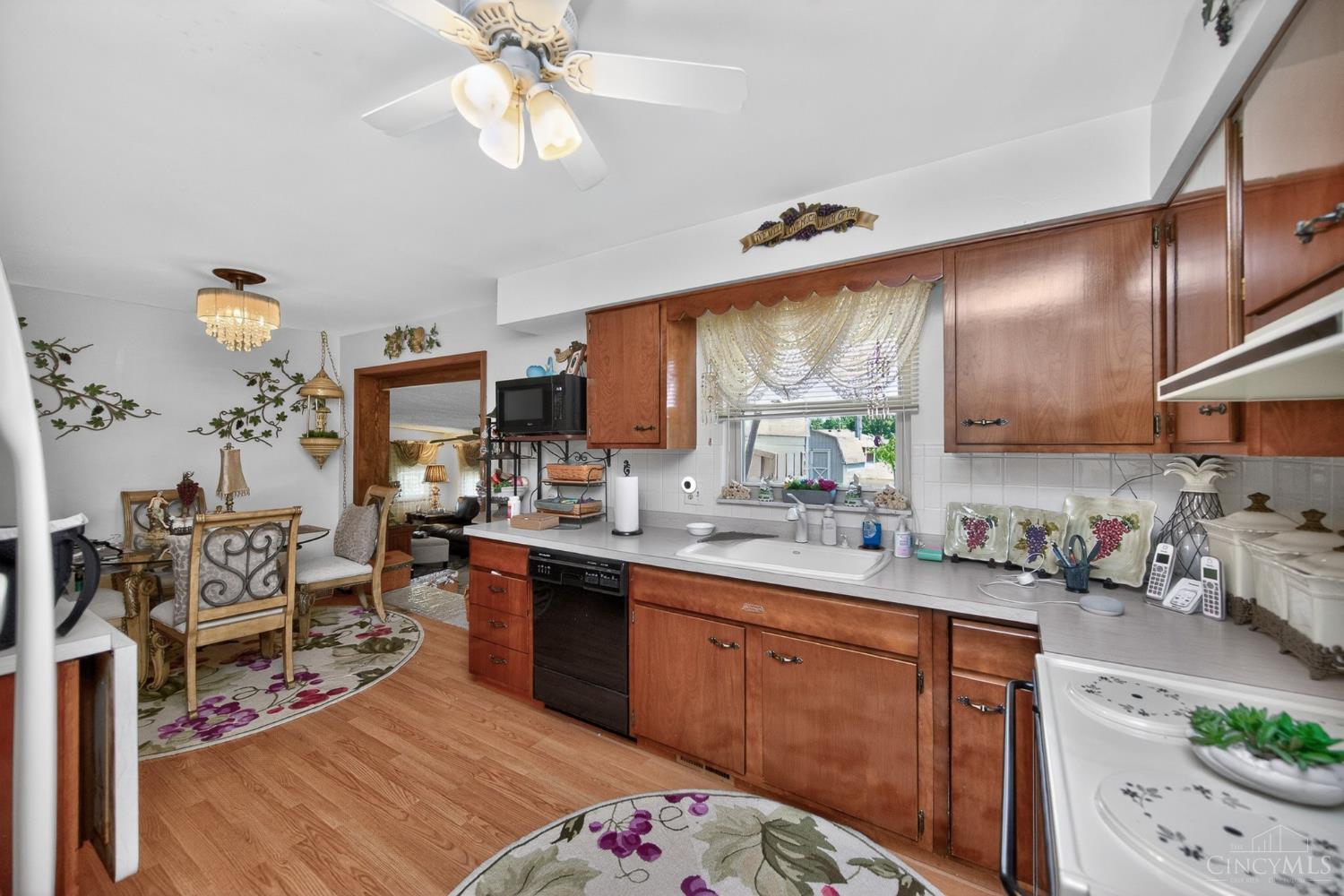 4540 Cavalier Court Property Photo 8