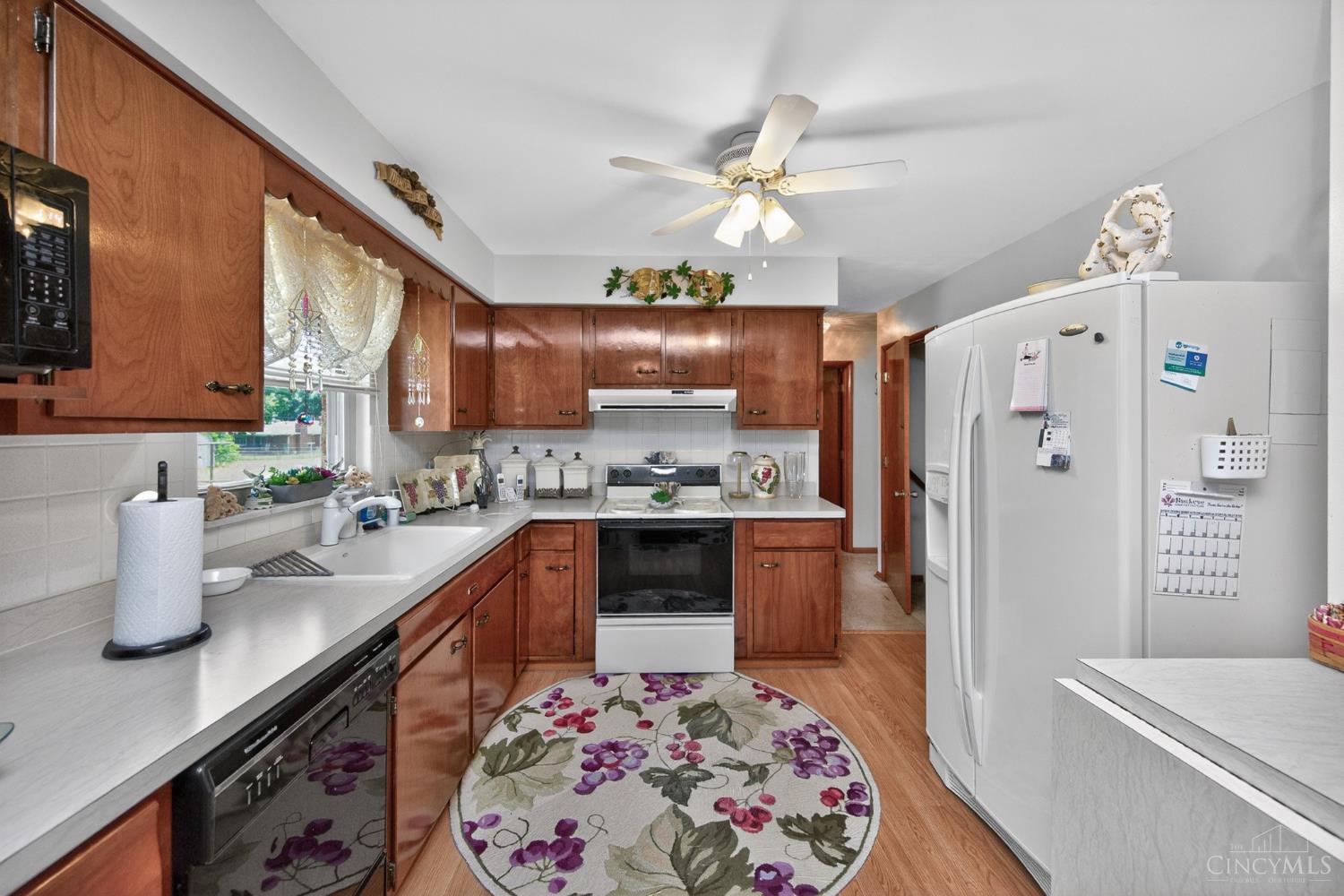 4540 Cavalier Court Property Photo 10