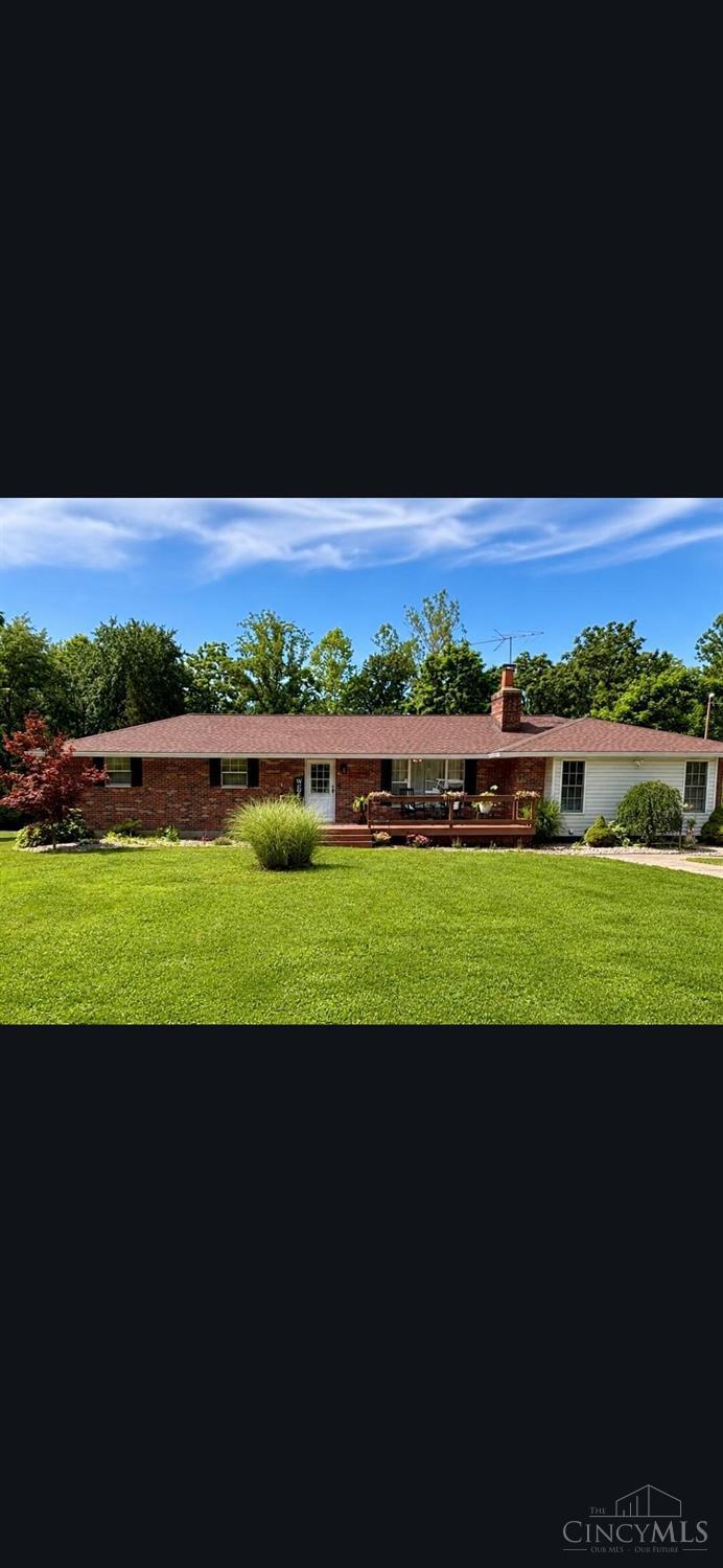 2594 Phillips Road Property Photo 1