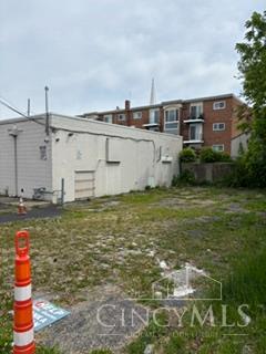 6800 Montgomery Road Property Photo 9