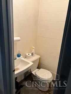 6800 Montgomery Road Property Photo 15
