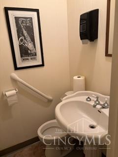6800 Montgomery Road Property Photo 21