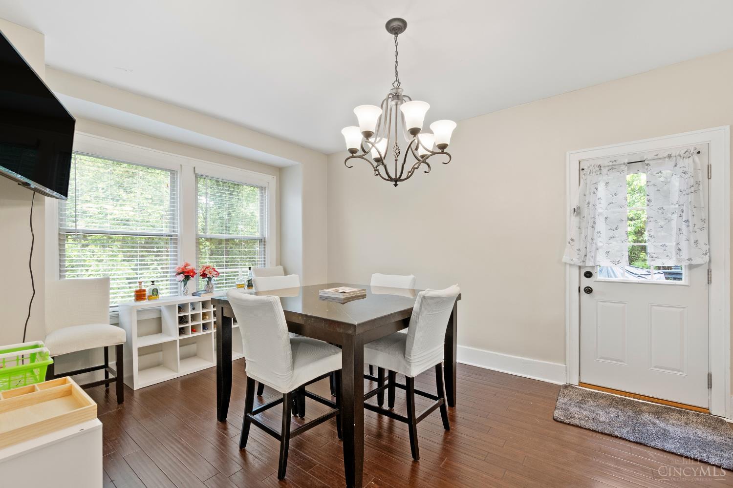 6424 Montgomery Road Property Photo 16