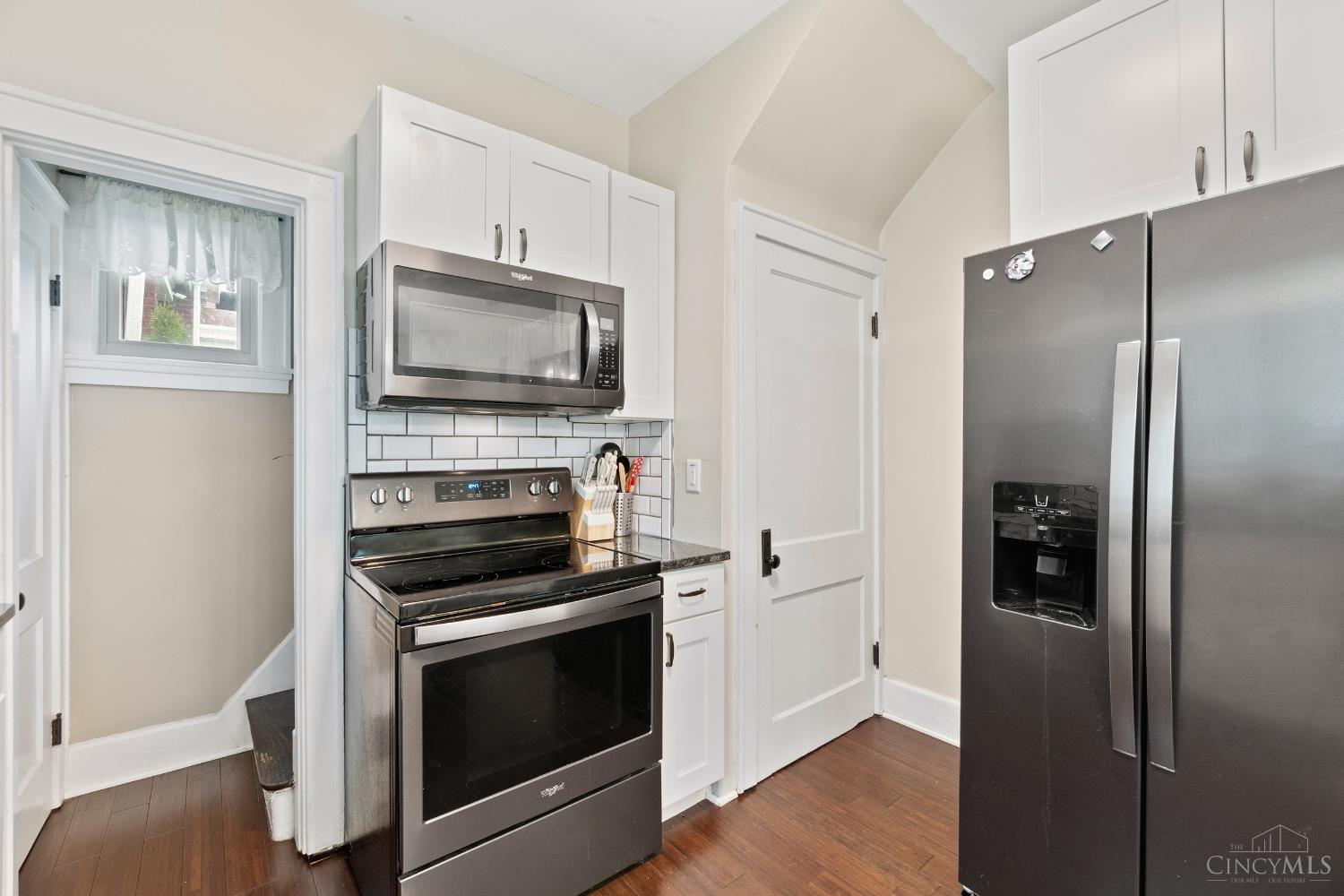 6424 Montgomery Road Property Photo 18