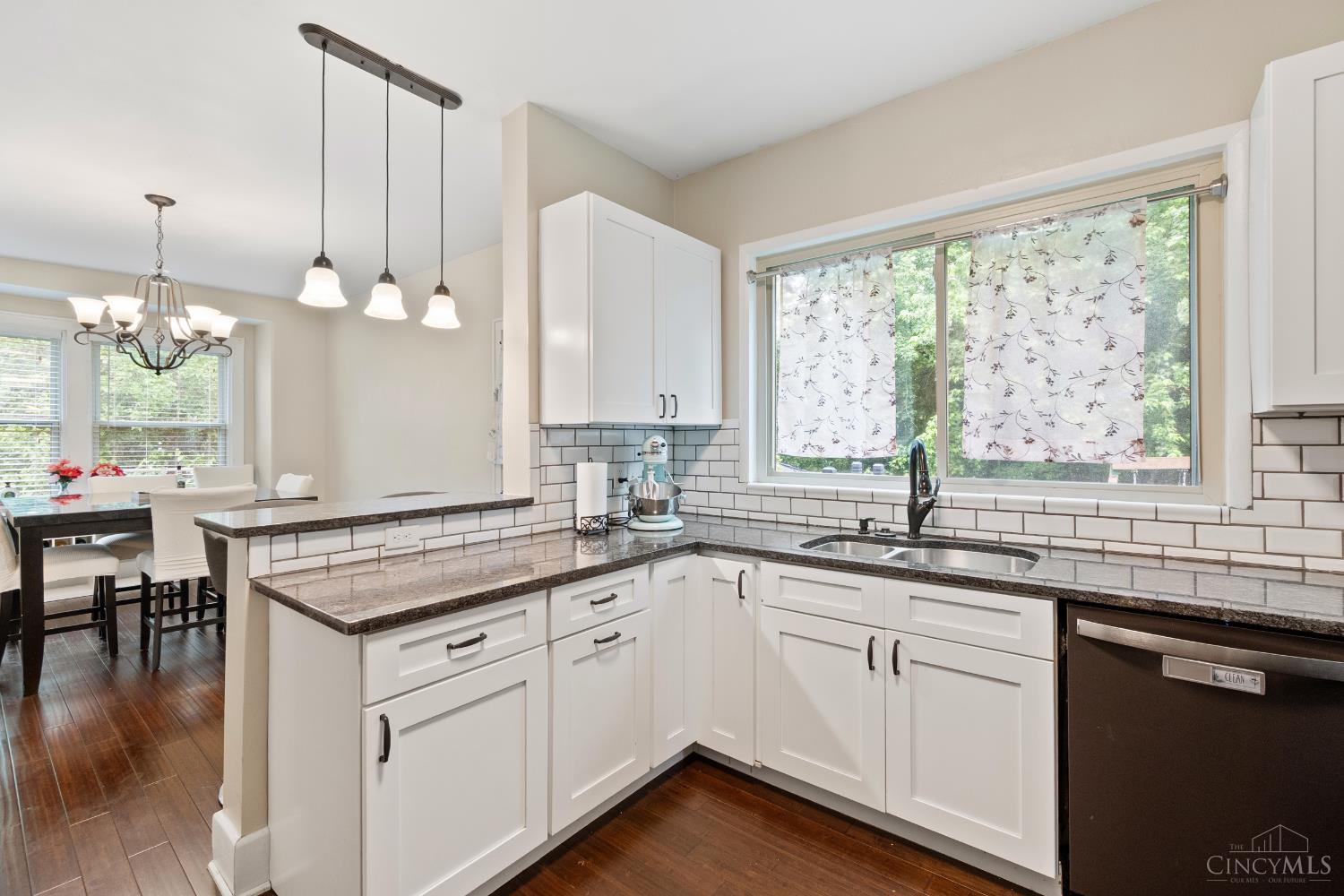 6424 Montgomery Road Property Photo 19