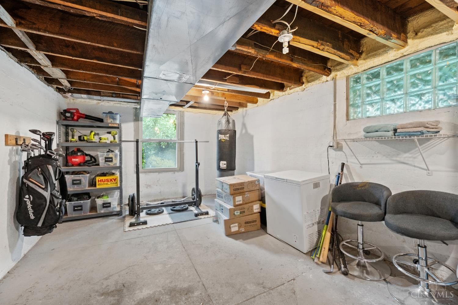 6424 Montgomery Road Property Photo 33