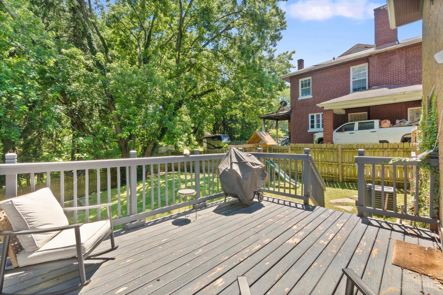 6424 Montgomery Road Property Photo 38