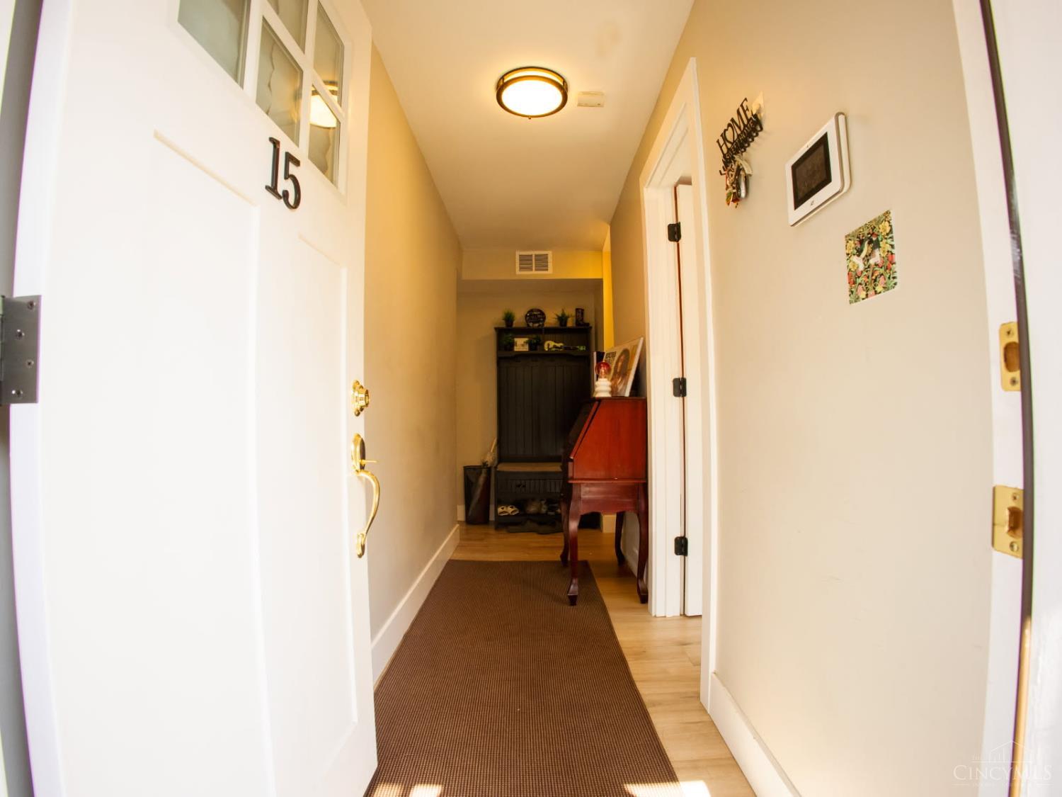 1110 Springfield Pike Property Photo 7